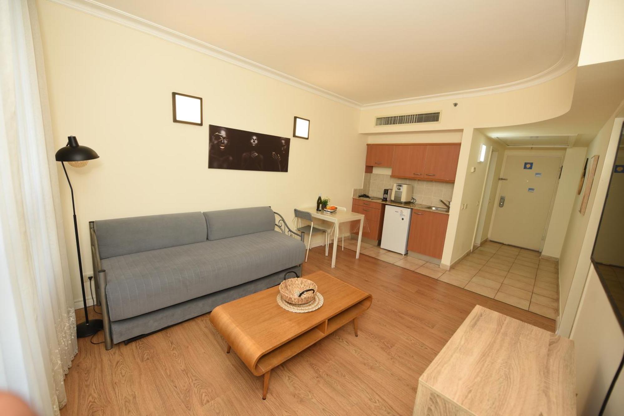 Haifa Almog Tower- "Blue Reef" Suite On The Sea Exterior foto